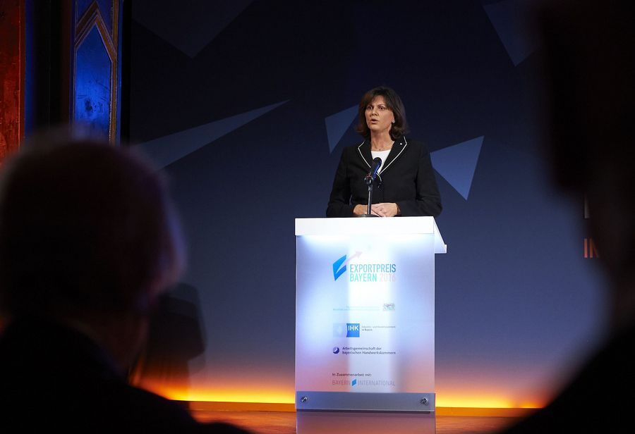 Begrüßung durch Staatsministerin Ilse Aigner